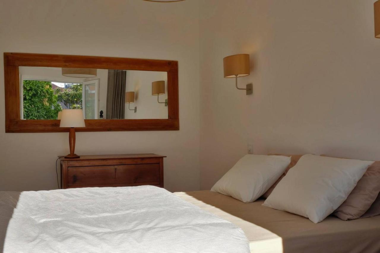 Central 2 Bedroom Apt W/Garden And Pantheon Views Lisbon Bagian luar foto