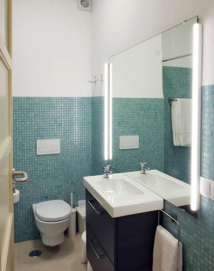 Central 2 Bedroom Apt W/Garden And Pantheon Views Lisbon Bagian luar foto